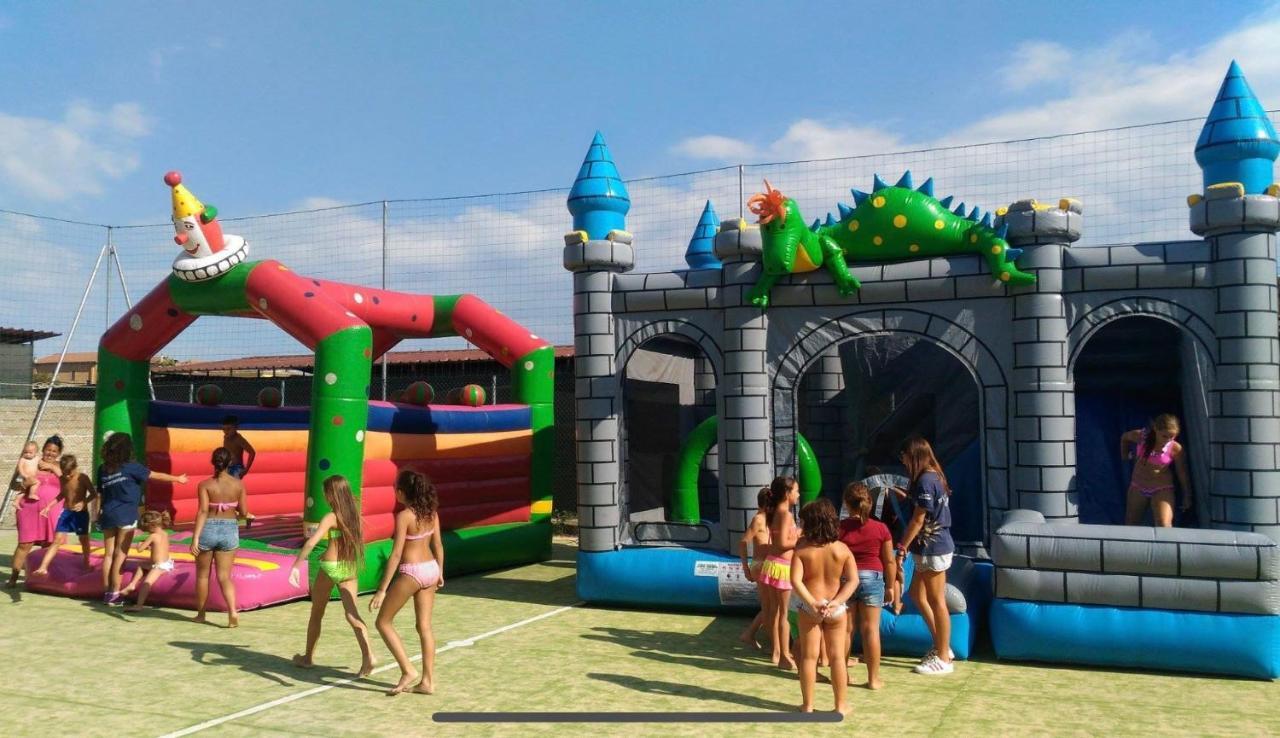 Onda Camping Village Ardea Ngoại thất bức ảnh